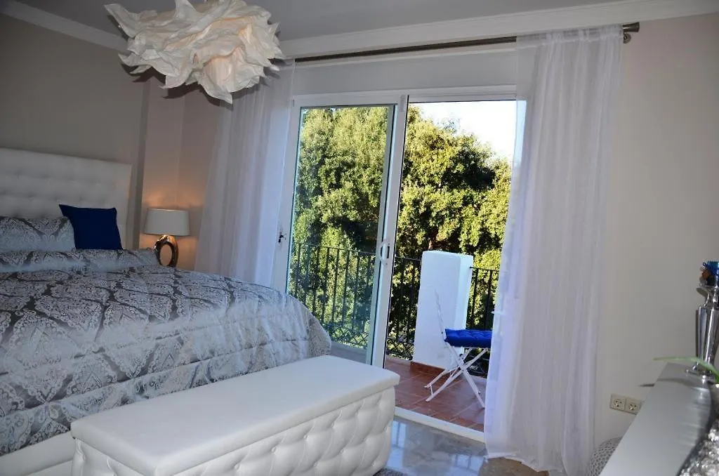 Penthouse Mit Privatem Jacuzzi In Marbella - La Mairena Lägenhet Ojén