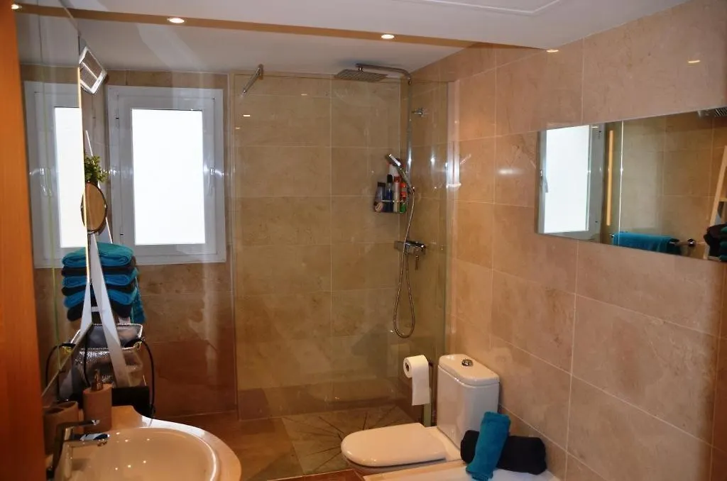Penthouse Mit Privatem Jacuzzi In Marbella - La Mairena Apartment Ojen 0*,  Spain